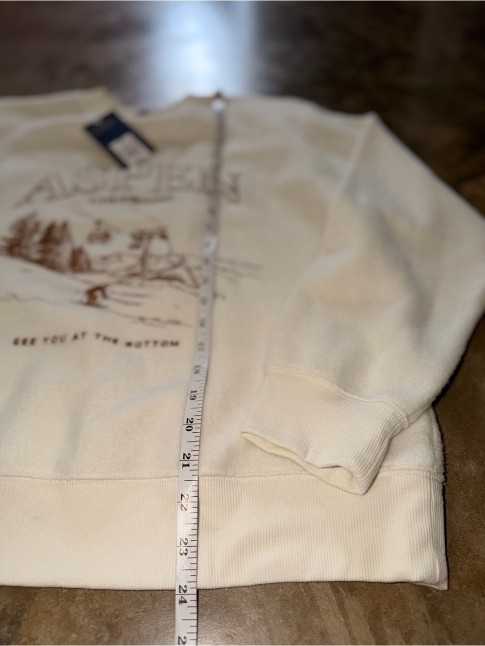 NWT Universal Thread Aspen Colorado Embroidered Ski Sweatshirt XS Oversized - Picture 5 of 8